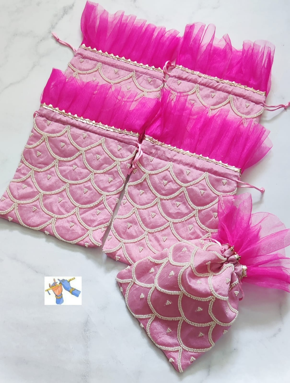 Handmade pearl give away potli with pearl design set of 10 pieces for diwali/return gifts/housewarming, color : pink